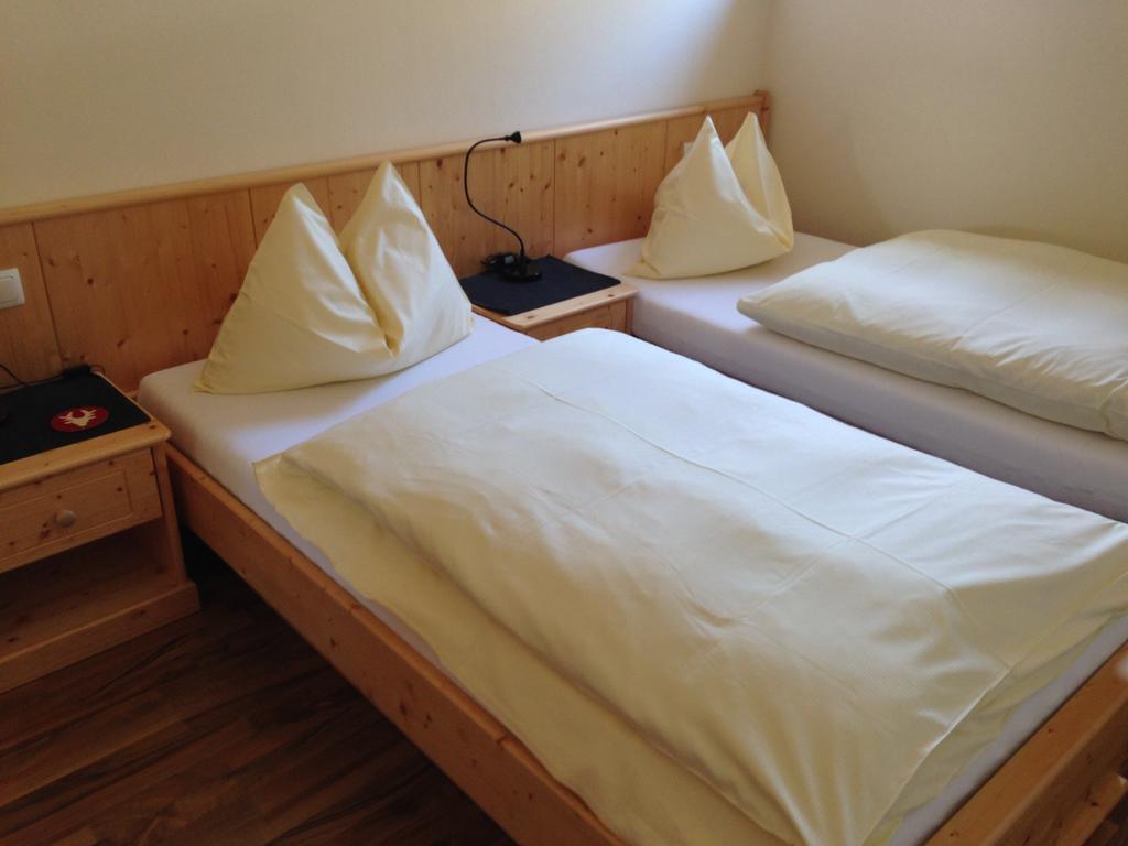 Austrian Alpine Apartments Ramsau am Dachstein Rum bild