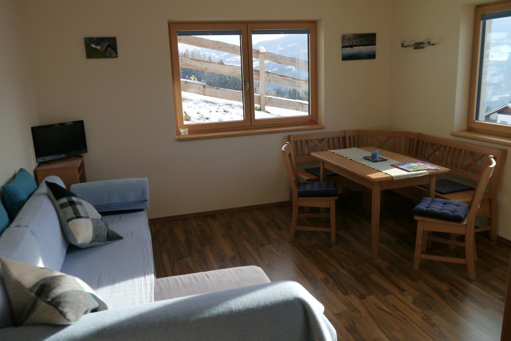 Austrian Alpine Apartments Ramsau am Dachstein Rum bild